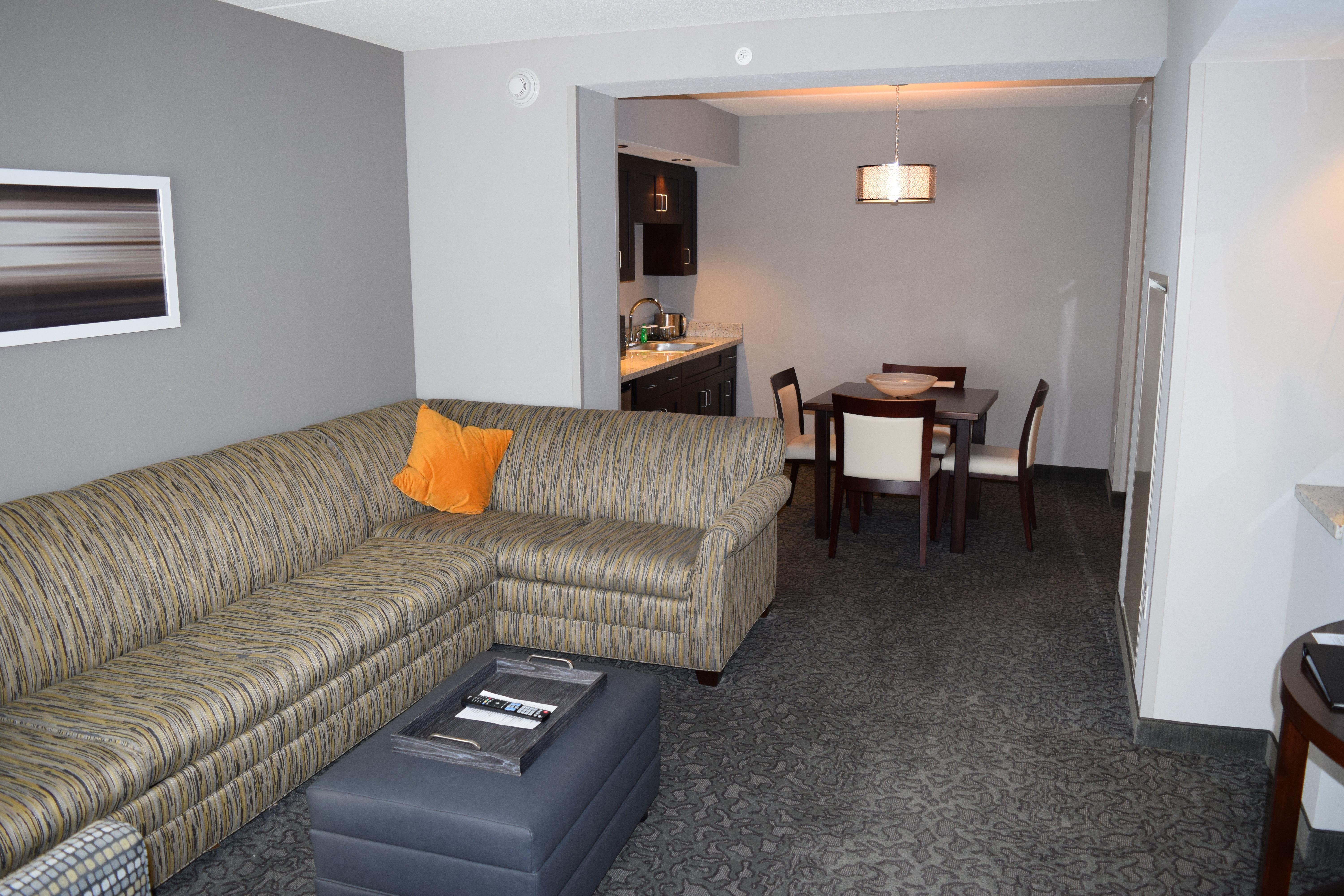 Holiday Inn And Suites East Peoria, An Ihg Hotel Esterno foto